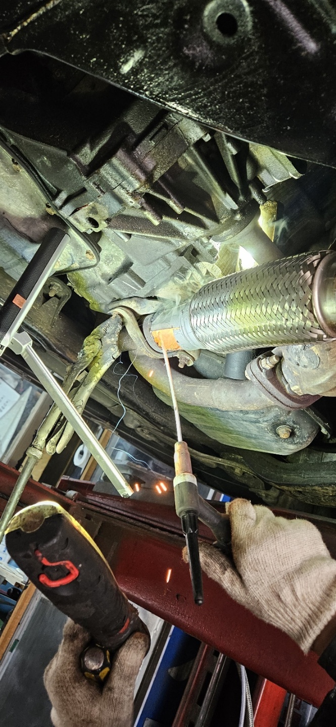 3695294320_OtZuyFWR_582dac2763d5473706d3d5dfa0f37993c279a9e9.jpg 이미지크게보기